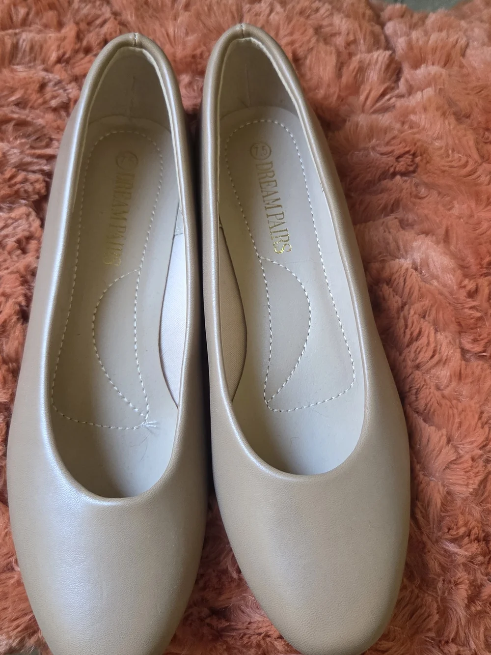 New Women’s Classic Low Heel Pumps in Taupe